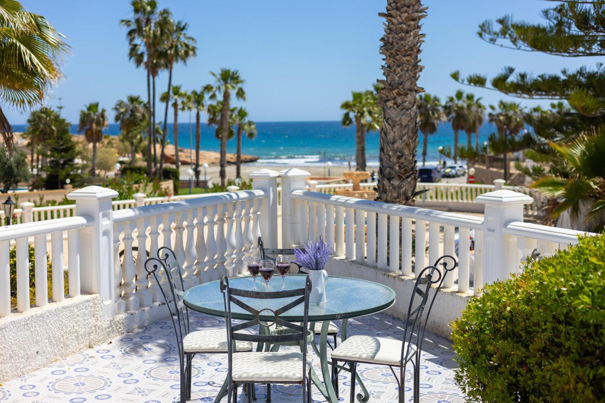 Villa Fidalsa Grand Mediterranean Beachfront à Playa Flamenca Extérieur photo